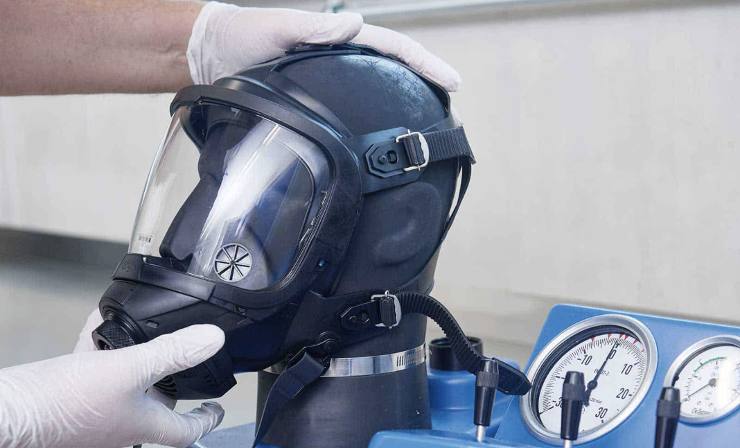 Ensayo de hermeticidad en máscara de protección respiratoria